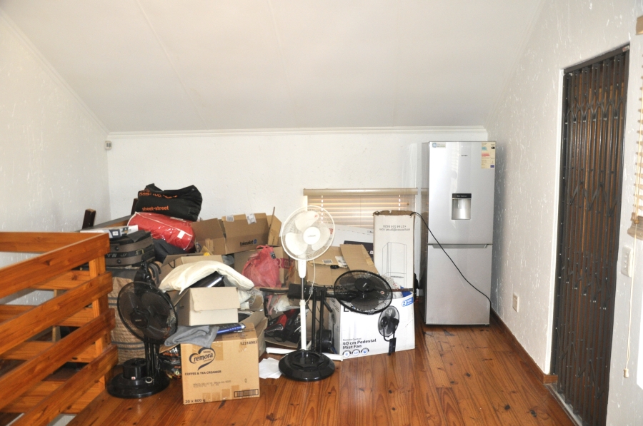 2 Bedroom Property for Sale in Erand Gardens Gauteng