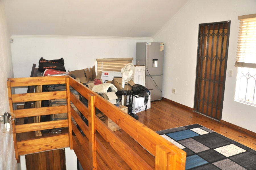 2 Bedroom Property for Sale in Erand Gardens Gauteng