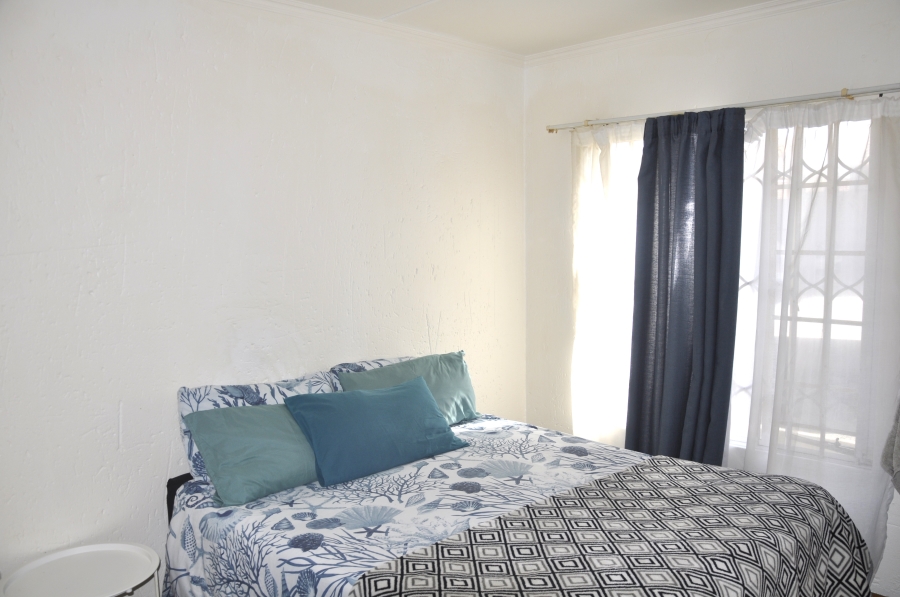 2 Bedroom Property for Sale in Erand Gardens Gauteng