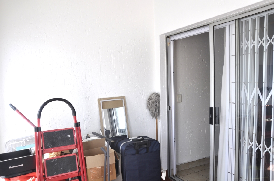2 Bedroom Property for Sale in Erand Gardens Gauteng