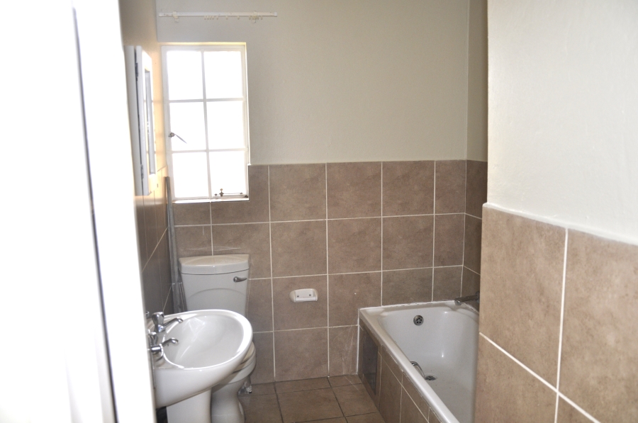 3 Bedroom Property for Sale in Erand Gardens Gauteng