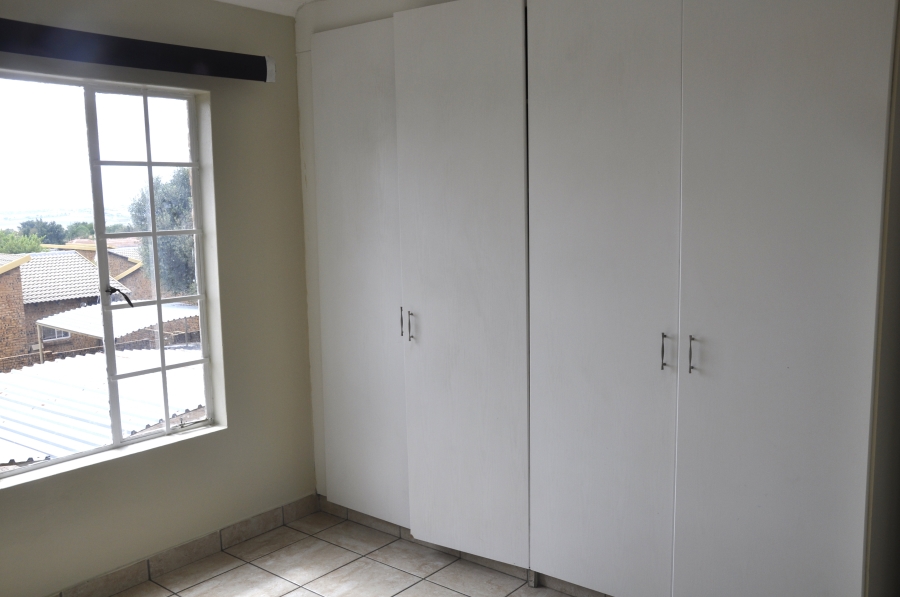 3 Bedroom Property for Sale in Erand Gardens Gauteng