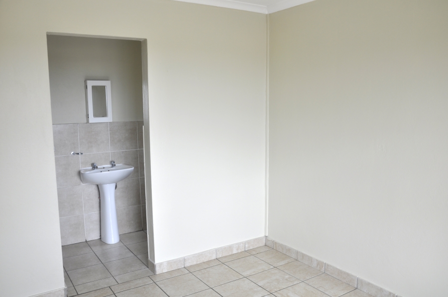 3 Bedroom Property for Sale in Erand Gardens Gauteng