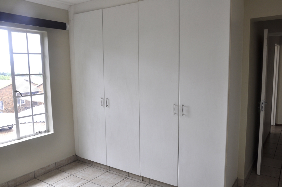 3 Bedroom Property for Sale in Erand Gardens Gauteng