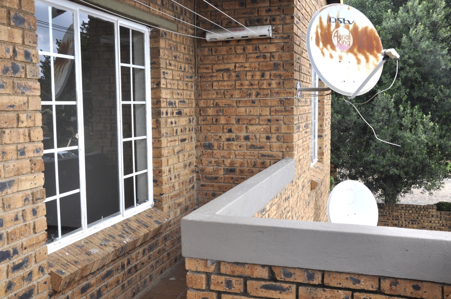 3 Bedroom Property for Sale in Erand Gardens Gauteng