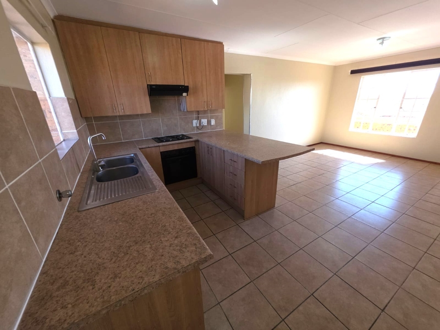 3 Bedroom Property for Sale in Erand Gardens Gauteng