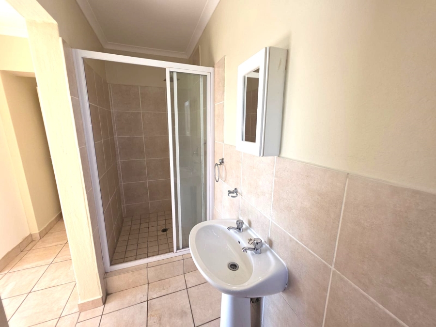 3 Bedroom Property for Sale in Erand Gardens Gauteng