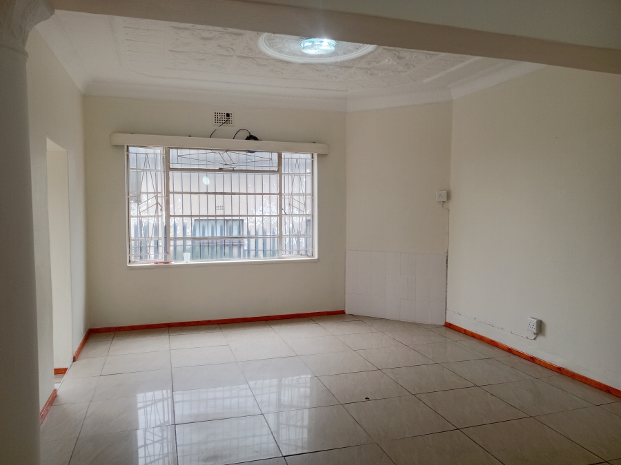 To Let 4 Bedroom Property for Rent in Lewisham Gauteng