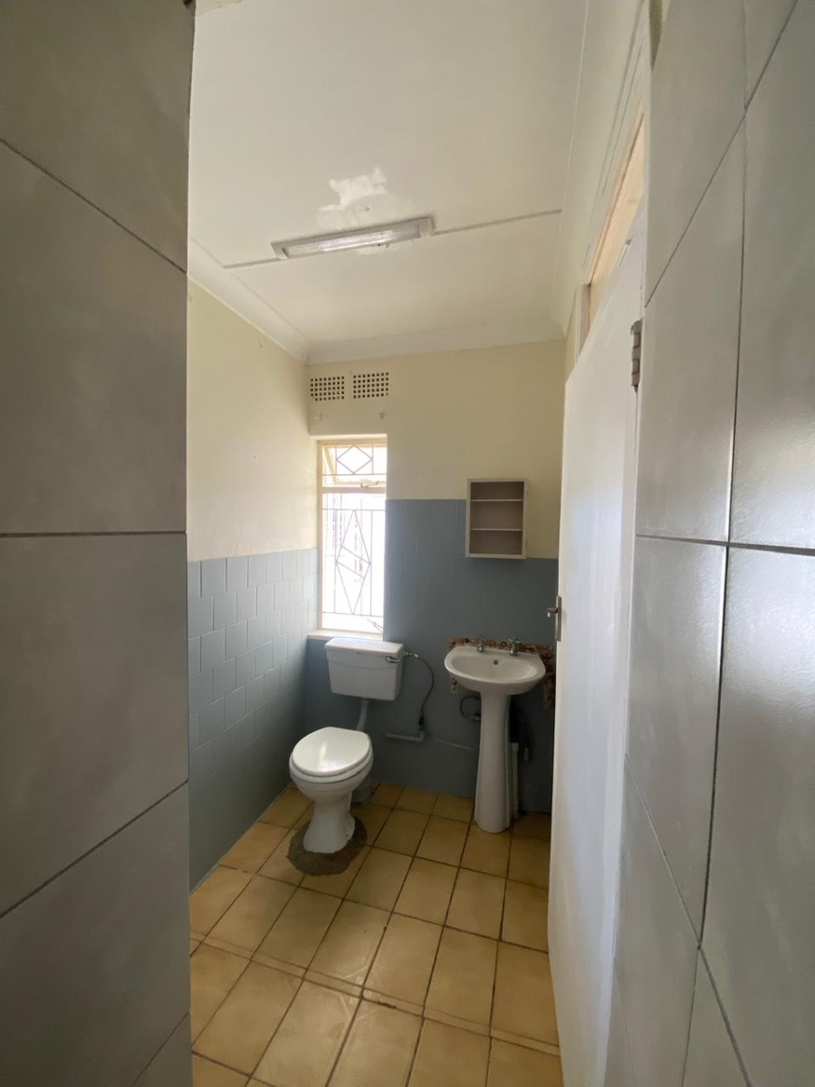 To Let 4 Bedroom Property for Rent in Lewisham Gauteng
