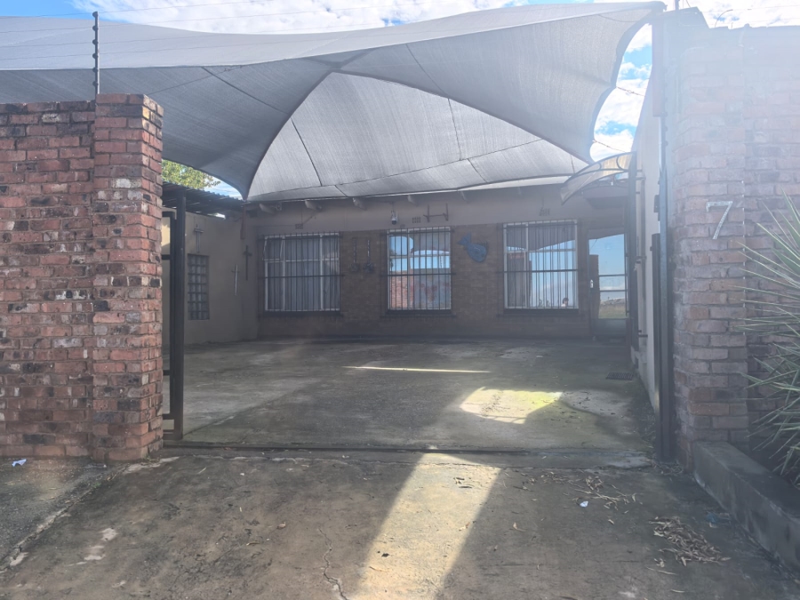 3 Bedroom Property for Sale in Reefhaven Gauteng