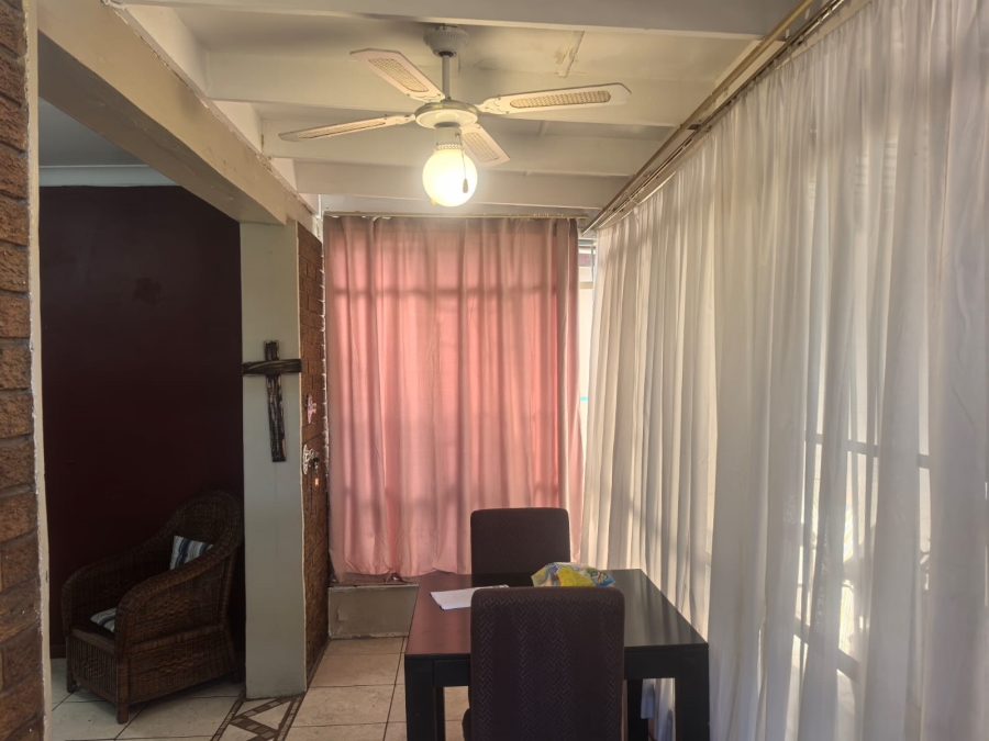 3 Bedroom Property for Sale in Reefhaven Gauteng