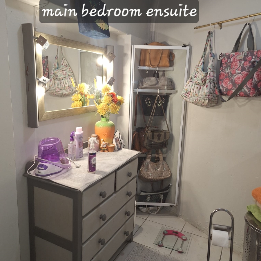 3 Bedroom Property for Sale in Reefhaven Gauteng