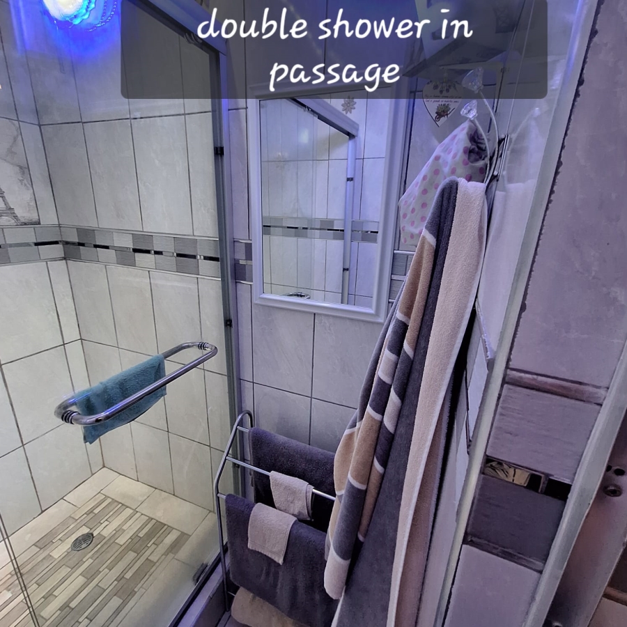 3 Bedroom Property for Sale in Reefhaven Gauteng