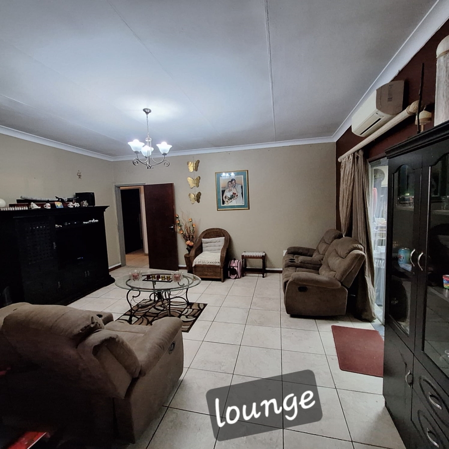 3 Bedroom Property for Sale in Reefhaven Gauteng