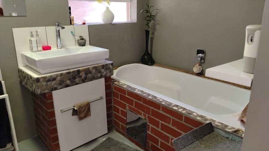 3 Bedroom Property for Sale in Rant En Dal Gauteng