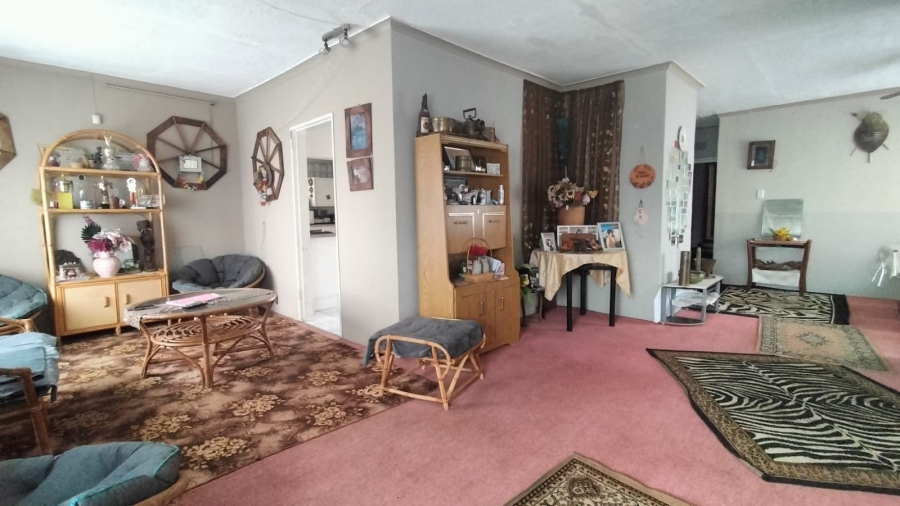 4 Bedroom Property for Sale in Randgate Gauteng