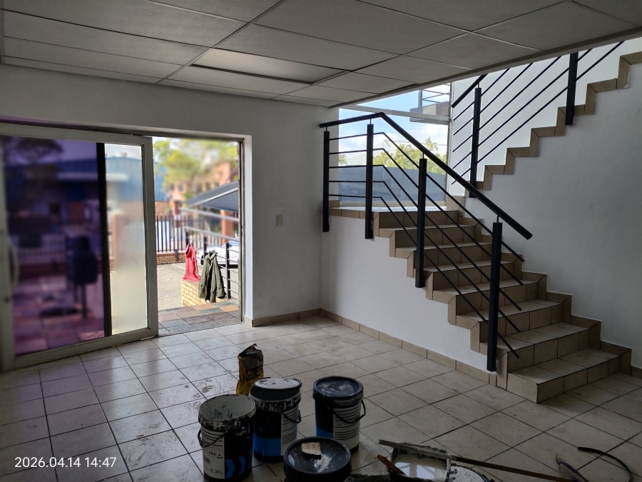 To Let Commercial Property for Rent in North Riding Gauteng