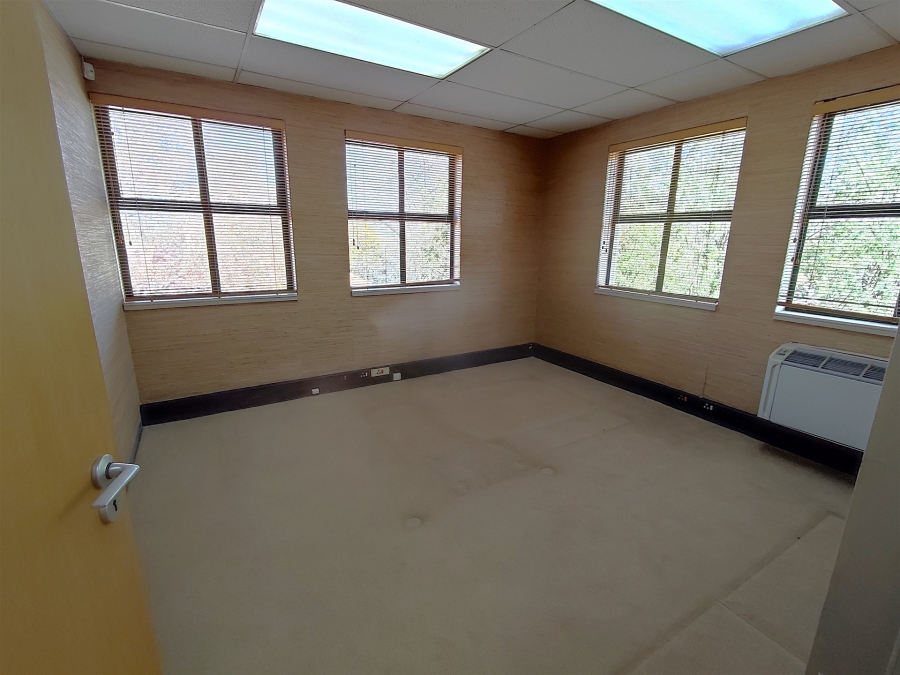 To Let Commercial Property for Rent in Dunkeld Gauteng