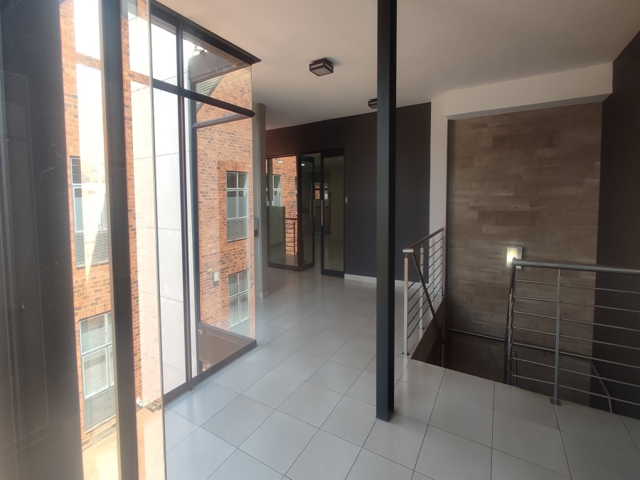 To Let Commercial Property for Rent in Cresta Gauteng
