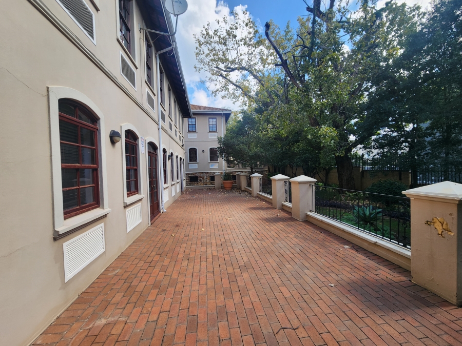 To Let Commercial Property for Rent in Chislehurston Gauteng