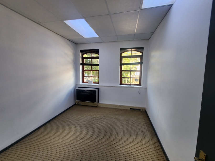 To Let Commercial Property for Rent in Chislehurston Gauteng