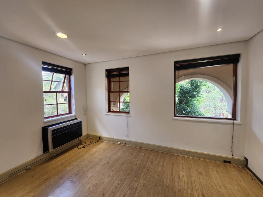 To Let Commercial Property for Rent in Chislehurston Gauteng