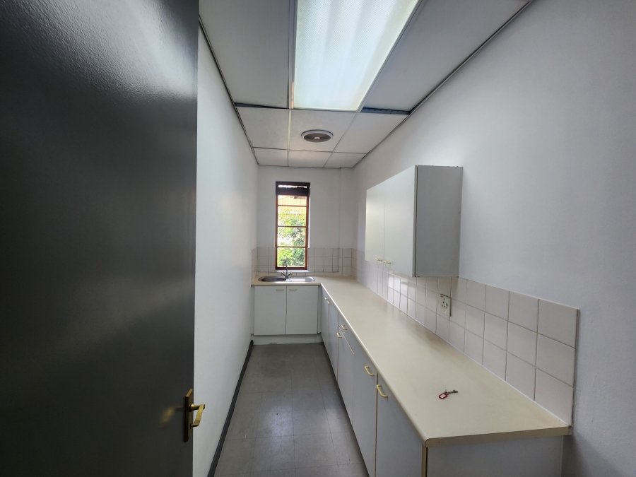 To Let Commercial Property for Rent in Chislehurston Gauteng