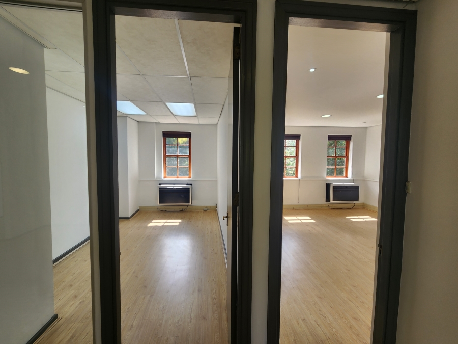 To Let Commercial Property for Rent in Chislehurston Gauteng