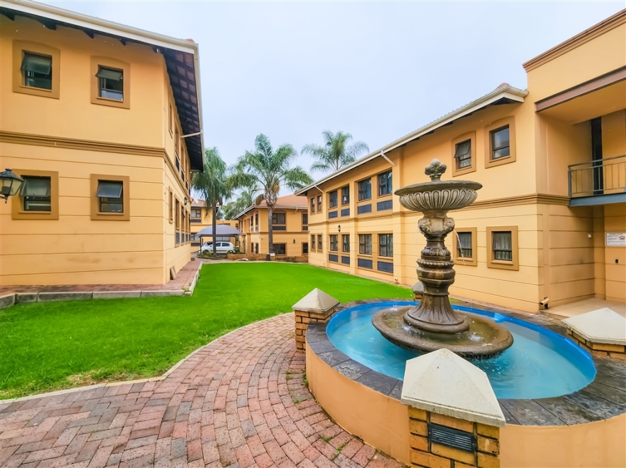 To Let Commercial Property for Rent in Allens Nek Gauteng