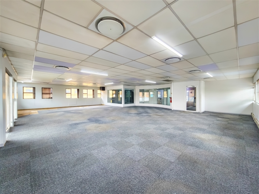 To Let Commercial Property for Rent in Allens Nek Gauteng