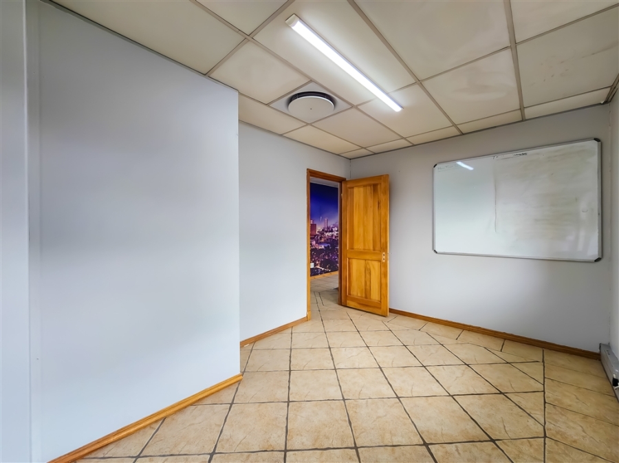 To Let Commercial Property for Rent in Allens Nek Gauteng