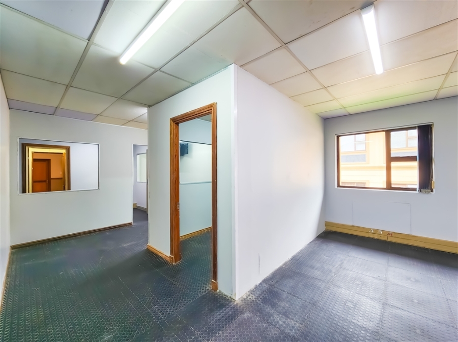 To Let Commercial Property for Rent in Allens Nek Gauteng