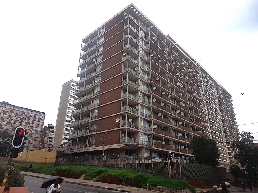 2 Bedroom Property for Sale in Berea Gauteng