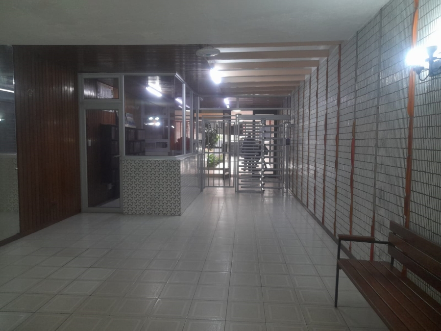 2 Bedroom Property for Sale in Berea Gauteng