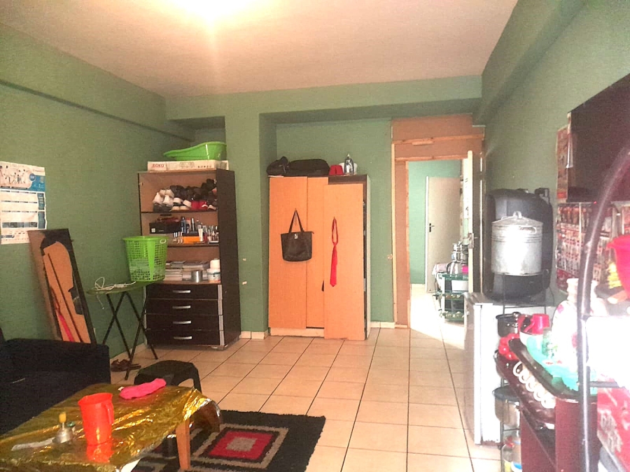 2 Bedroom Property for Sale in Berea Gauteng