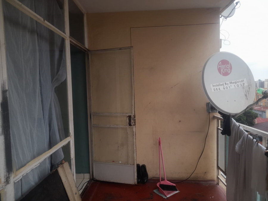 2 Bedroom Property for Sale in Berea Gauteng