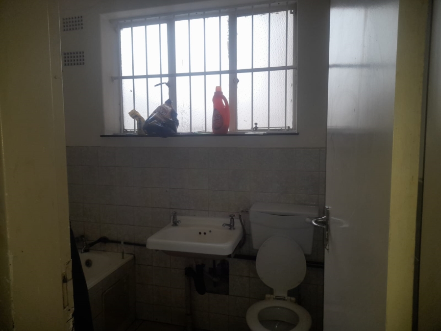 2 Bedroom Property for Sale in Berea Gauteng