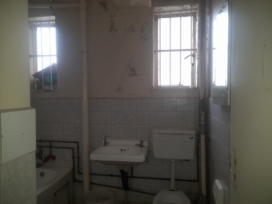 2 Bedroom Property for Sale in Berea Gauteng