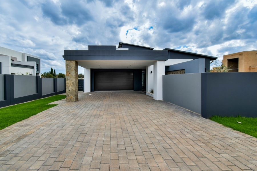 4 Bedroom Property for Sale in Midstream Heights Gauteng