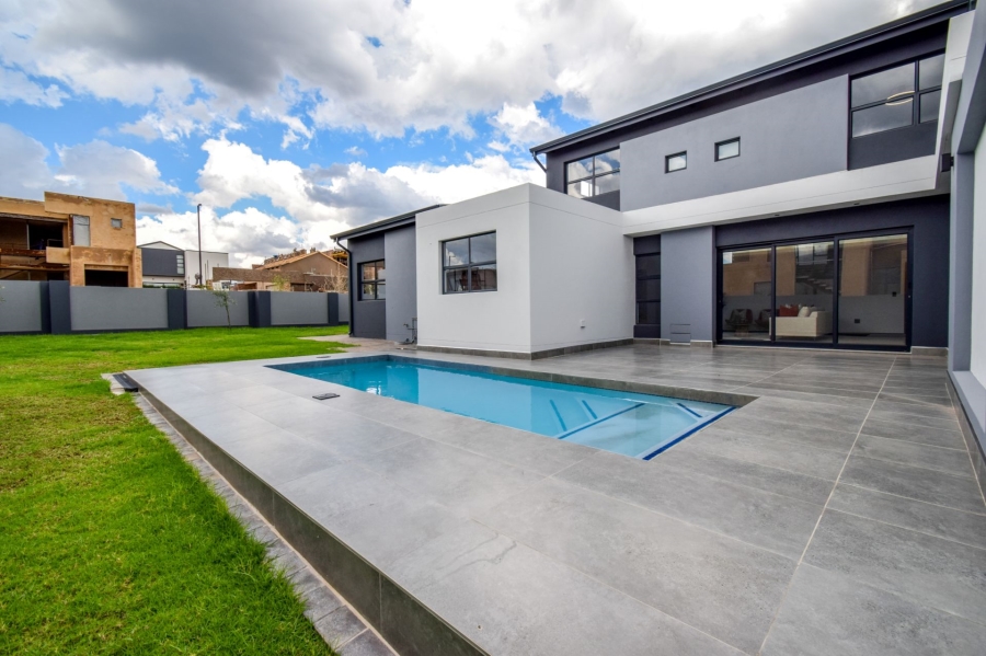 4 Bedroom Property for Sale in Midstream Heights Gauteng