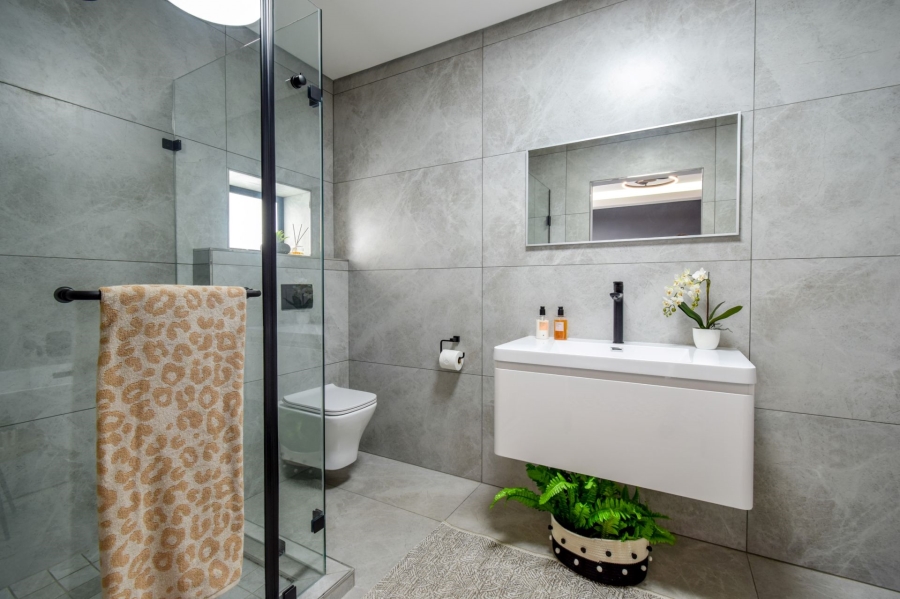 4 Bedroom Property for Sale in Midstream Heights Gauteng