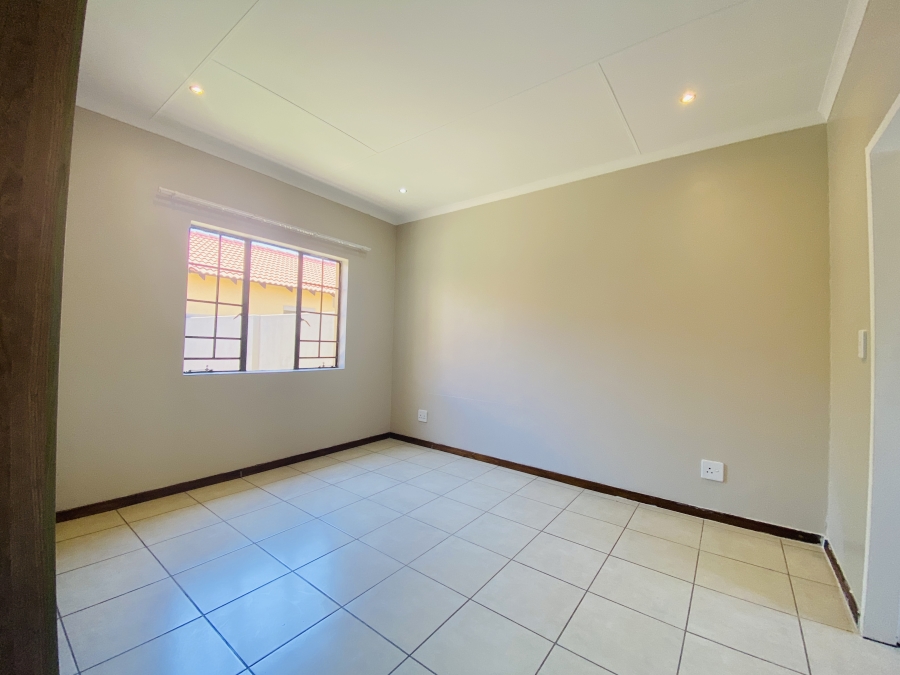 3 Bedroom Property for Sale in Mooikloof Ridge Gauteng