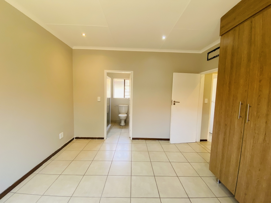 3 Bedroom Property for Sale in Mooikloof Ridge Gauteng