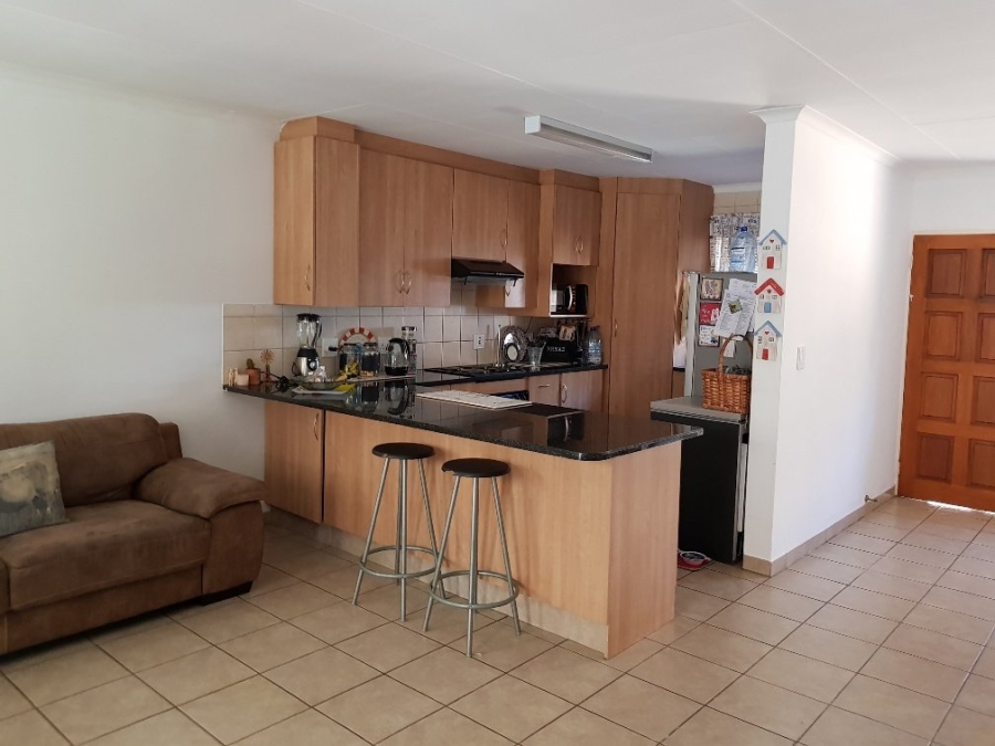 3 Bedroom Property for Sale in Annlin Gauteng