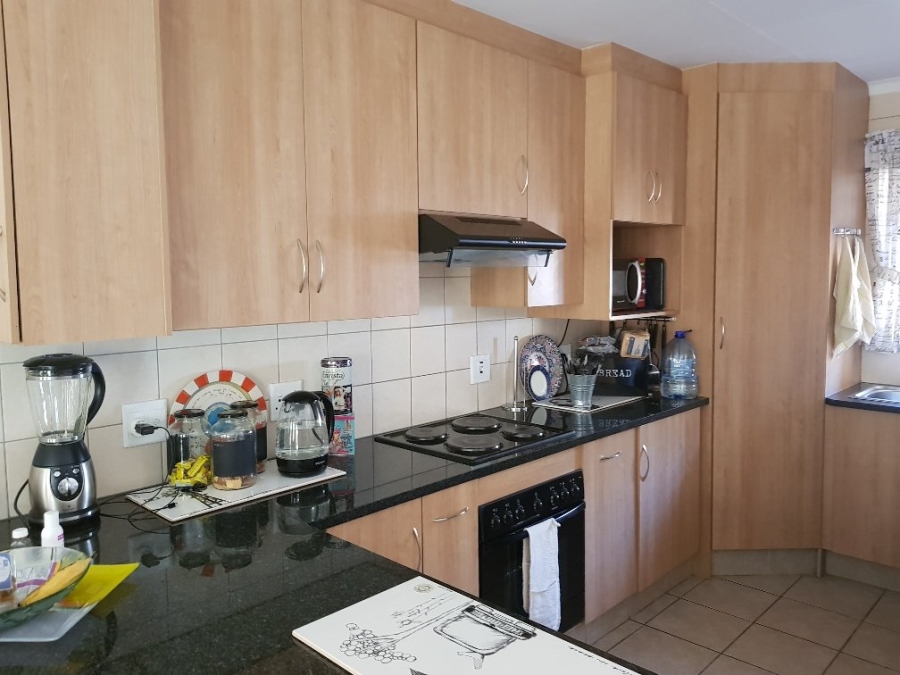 3 Bedroom Property for Sale in Annlin Gauteng