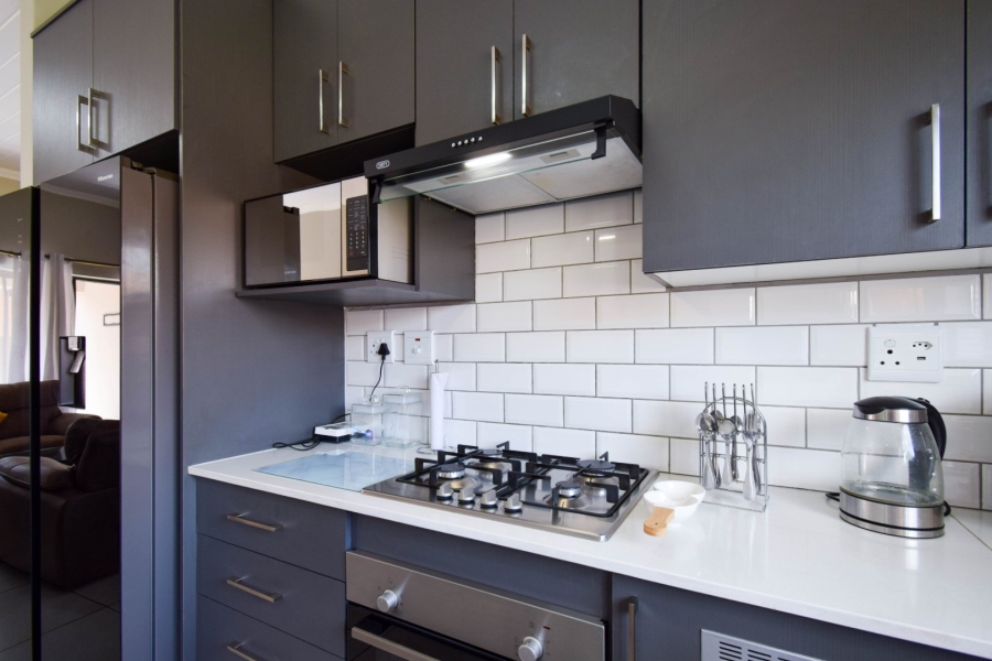 3 Bedroom Property for Sale in Annlin Gauteng