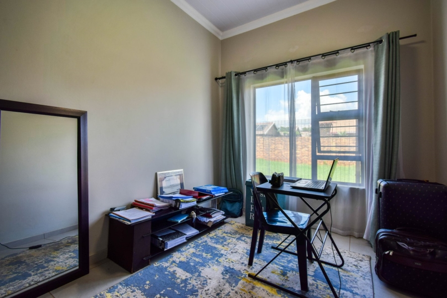 3 Bedroom Property for Sale in Annlin Gauteng