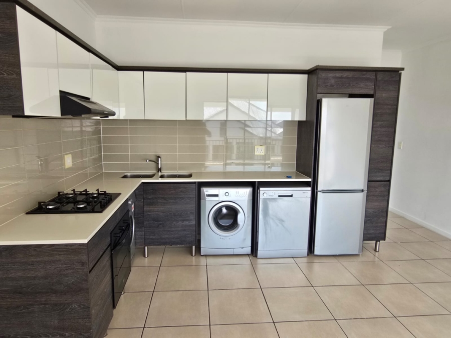 1 Bedroom Property for Sale in Greenstone Hill Gauteng