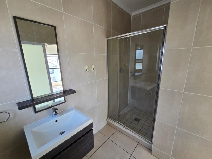 1 Bedroom Property for Sale in Greenstone Hill Gauteng
