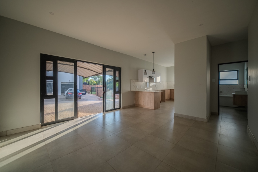 2 Bedroom Property for Sale in Faerie Glen Gauteng
